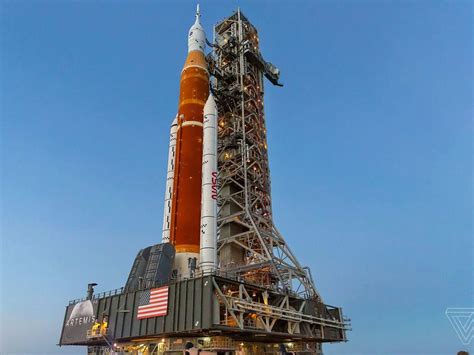 NASA moved the largest vehicle in the world on the launch pad