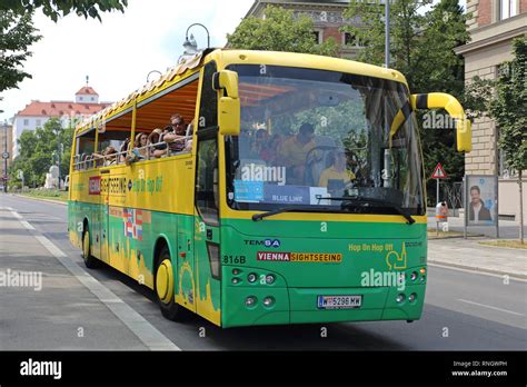 Vienna sightseeing bus vienna austria hi-res stock photography and ...