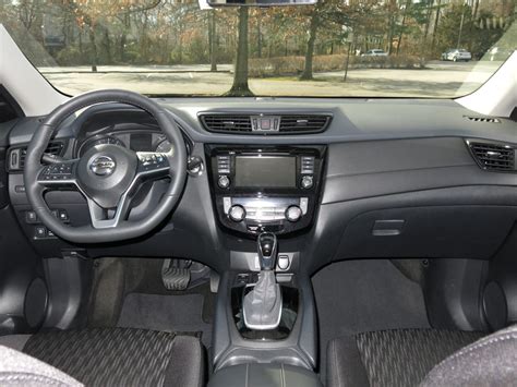 2019 Nissan Rogue: 65 Interior Photos | U.S. News