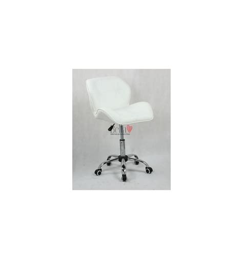 Elegant and stylish white chairs for beauty salons and nail salons