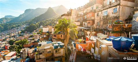 Conheça a História das Favelas no Rio de Janeiro