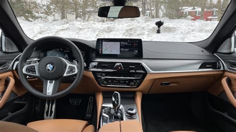 2021 BMW 5 Series Interior Review | The mature choice - Autoblog