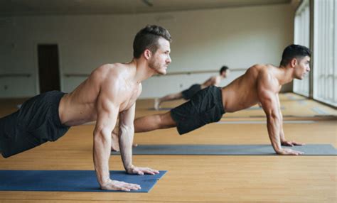 Best Yoga Clothes For Men [2021 Edition]