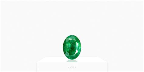 Emerald Stone: Its Meaning, Properties & Value