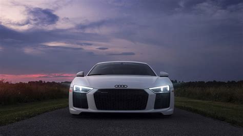 White Audi R8 Spyder Wallpaper