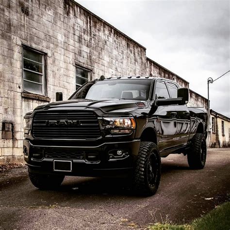 Dodge Ram Big Horn Black Widow