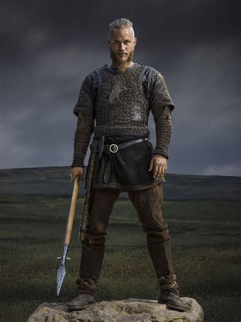 Vikings Season 2 Ragnar Lothbrok official picture - Vikings Foto ...