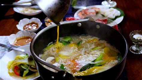 Korean-style shabu-shabu hot pot (샤브샤브) recipe by Maangchi