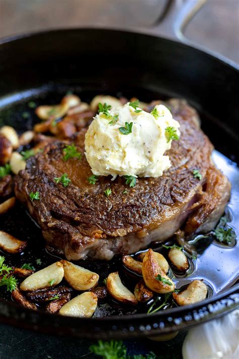 CAST IRON RIBEYE STEAK + GARLIC BUTTER!!! + WonkyWonderful