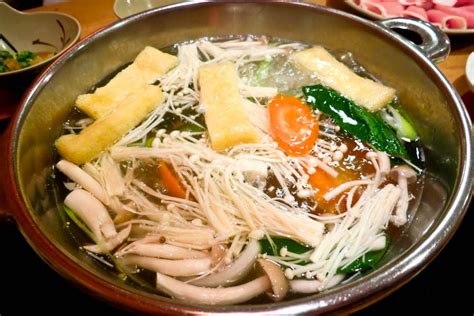 Food Battle: Shabu Shabu vs Sukiyaki - GQ trippin