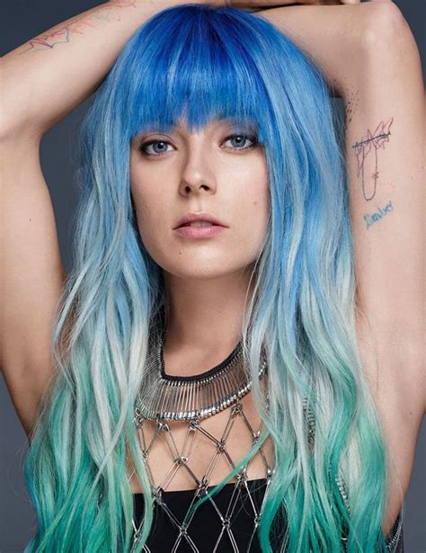 15 Best Teal Blue Hair Ideas to Copy in 2021