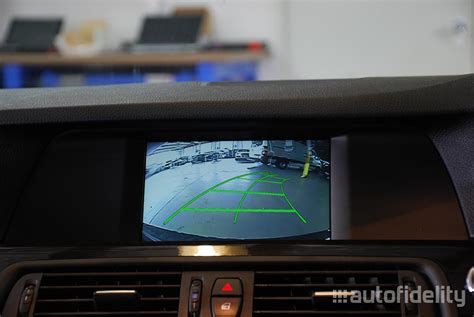 Integrated Rear View Camera System with Dynamic Guidelines for BMW 5 ...