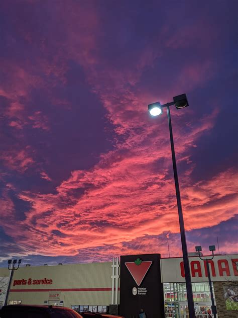 Red Deer, Alberta, Canada : r/SkyPorn