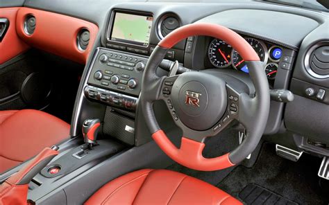 Sports Cars of the world (Of all Companies).: Nissan Gtr Interior.