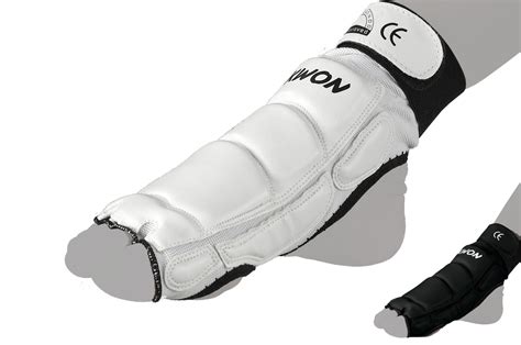 Taekwondo Foot Protector CE, KWON - DragonSports.eu