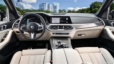 BMW X5 | 2019MY M50d (US-Spec) | Interior, Cockpit