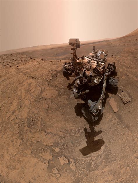 “Mars Chemist” – NASA’s Curiosity Mars Rover Shows Off in New Selfie