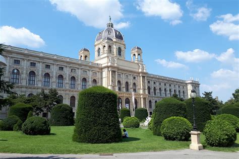 Natural History Museum Vienna (NHM) - SPOTTERON Citizen Science