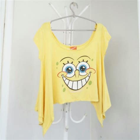 Kaos Nickelodeon Spongebob, Olshop Fashion, Olshop Wanita di Carousell