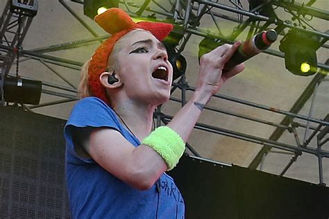 Grimes Points Out Juno Awards' Glaring Lack of Female Nominees