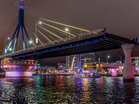 Han River Bridge in Danang,: Why, When and How Does It Swing?