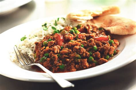 Quorn Meat Free Mince Keema Curry Recipe | Quorn SG