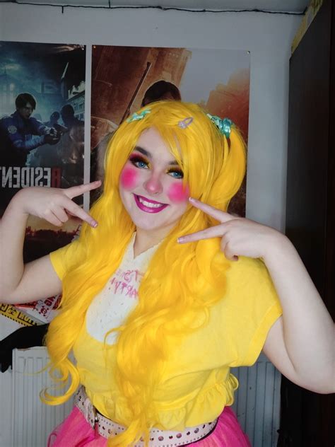 Fnaf toy chica Cosplay | Fnaf cosplay, Cosplay, Fnaf