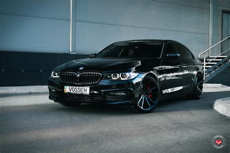 Carbon Black Metallic G30 BMW 5-Series with Vossen Wheels | BMW Car ...