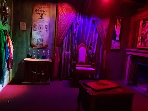 Horror Escape | Immersive & Thrilling Escape Room | Victoria BC