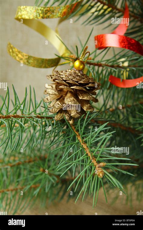 Christmas tree with Christmas decorations Stock Photo - Alamy