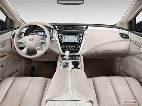 2017 Nissan Murano Interior | U.S. News & World Report