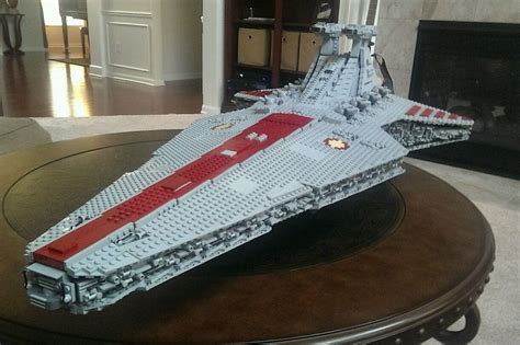 Lego Star Wars UCS Custom Venator Class SD MOC 5400+ Pieces! 10030 ...