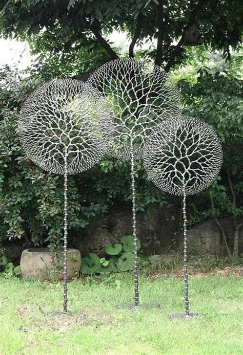 Garden Sculpture Ideas Diy - Stay and Relax