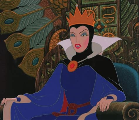 Queen Grimhilde (Snow White And The Seven Dwarfs) | Villainous Beauties ...