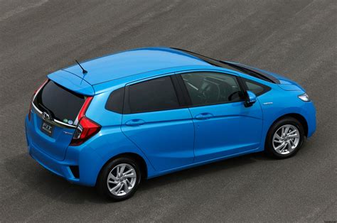 2014 Honda Fit Hybrid goes official