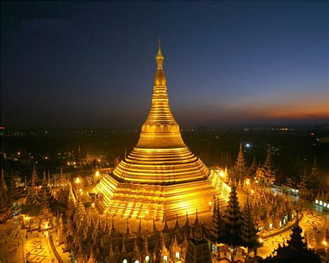 Shwedagon Pagoda by Night, Travel Photos of Shwedagon Pagoda Yangon ...