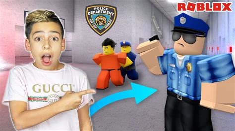 Cinématique Effrayant Singe roblox police officer pneumonie Être ...