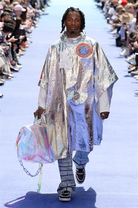 Louis Vuitton Fashion Show 2019 | semashow.com