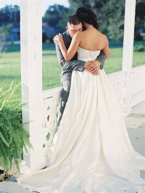 Dreaming of Mrs.: Images of Love; a Wedding Photography Must