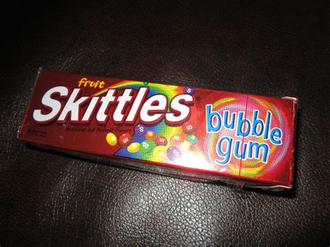 SKITTLES Original Fruit Bubble Gum (1 Sealed pack with 30 pieces ...