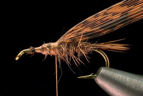 Tying Flies with Accurate Proportions - Fly Fisherman