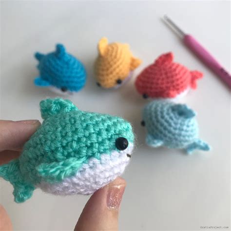 Mini Shark Crochet Tutorial - Gratia Project | Crocheted shark pattern ...