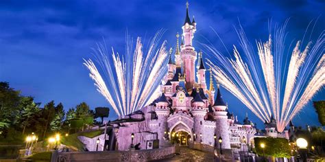 The BEST Disneyland Park, Paris Theme & amusement parks 2022 - FREE ...