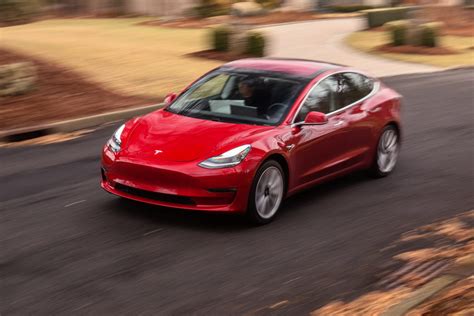 The first Tesla Model 3 reviews are coming in — and one thing stands ...