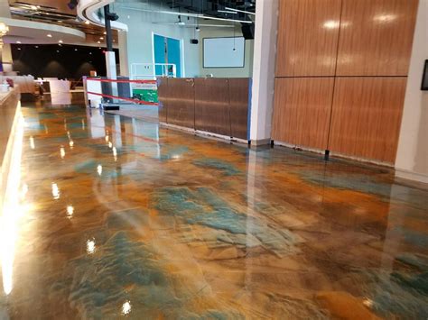 30+ Epoxy Floor Design Ideas - DECOOMO