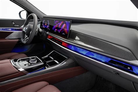 BMW 7 Series Interior First Impressions -- Best BMW Cabin Ever