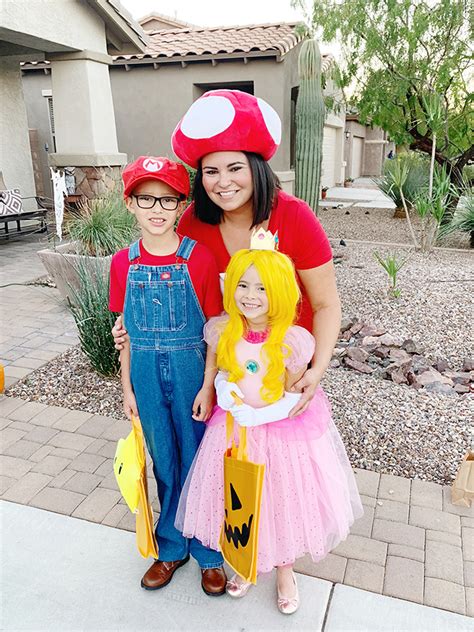 Super Mario Family Costume Theme The Mom Creative, 48% OFF