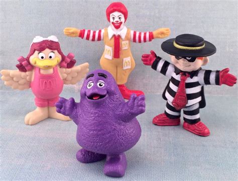 McDonald's Is Bringing Back Old School Happy Meal Toys | ellaslist