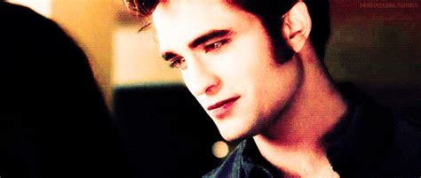 Edward Cullen GIF - Find & Share on GIPHY