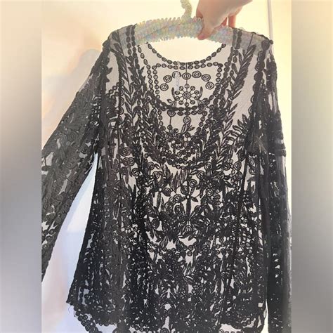 🖤 Gorgeous Black Lace Top 🖤 Stunning lace top.... - Depop